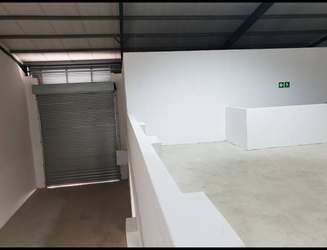 1,080M² WAREHOUSE TO LET IN KILLARNEY GARDENS